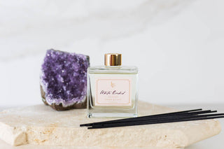 WHITE ORCHID REED DIFFUSER - Ivory & Lace